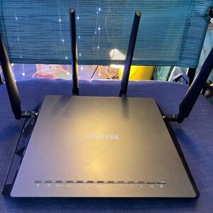 NETGEAR Nighthawk X4S AC2600 Model R7800 Dual-Band WIFI Router